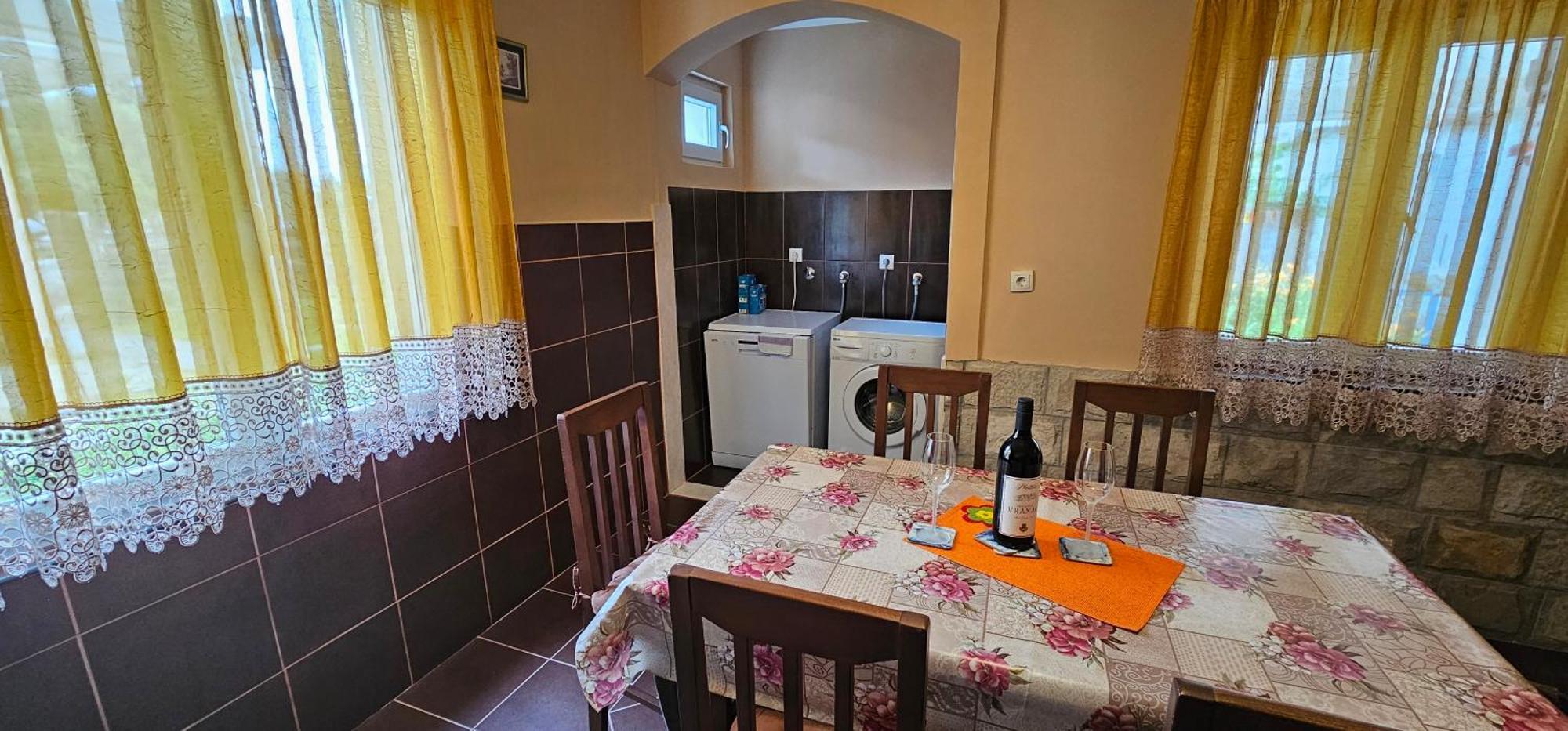 Apartments Simonovic Тиват Экстерьер фото