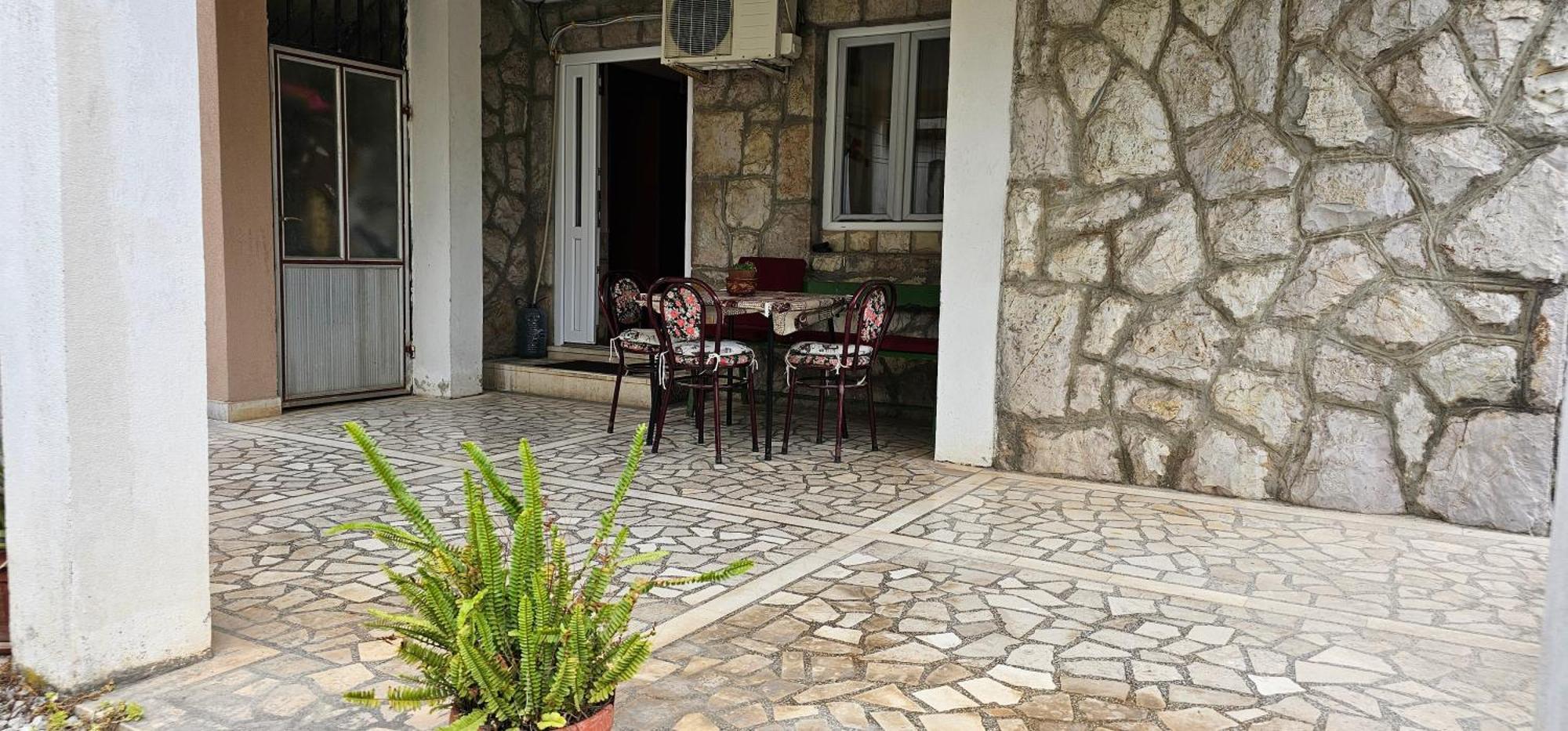 Apartments Simonovic Тиват Экстерьер фото